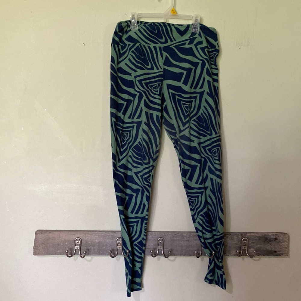 Geometric leggings